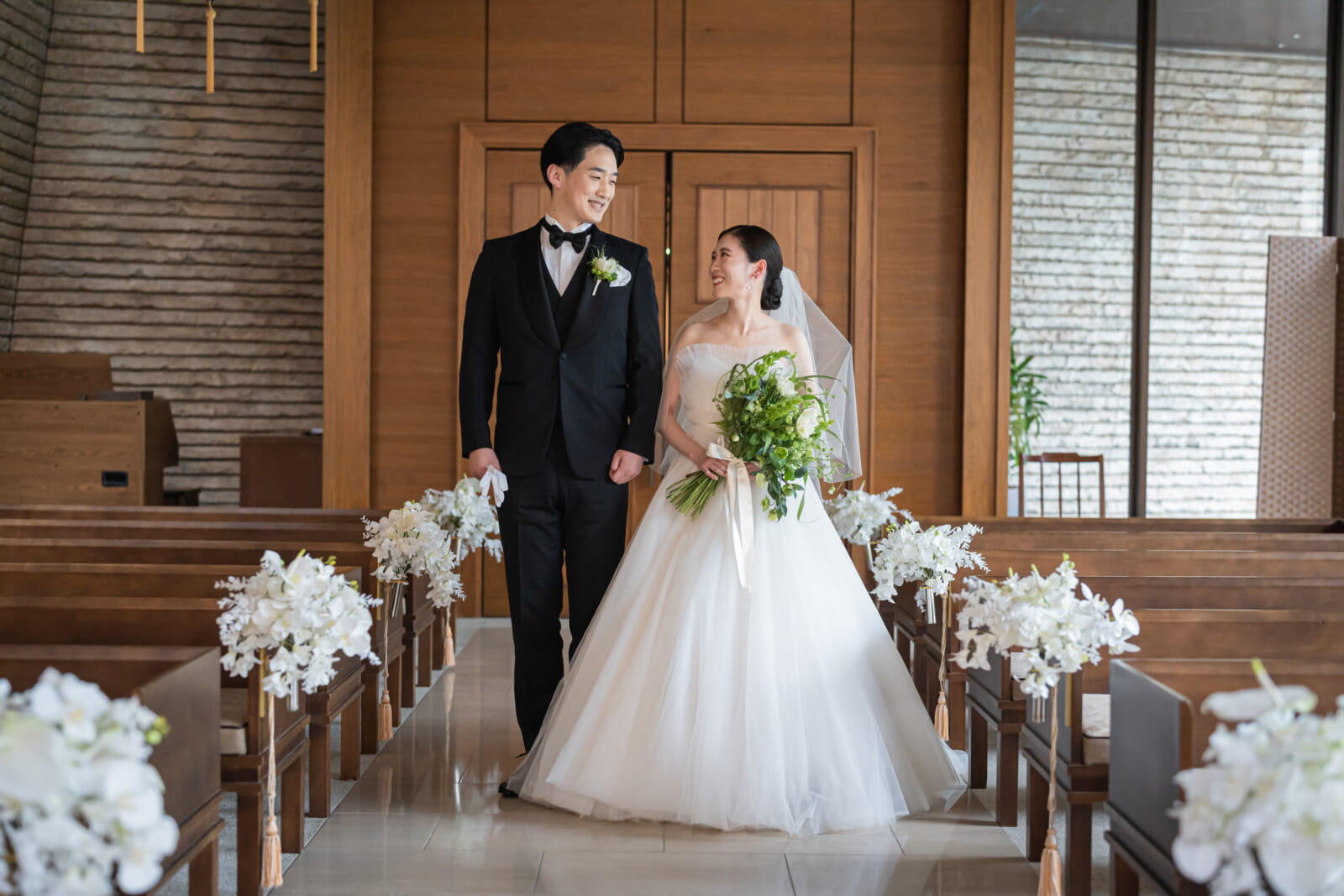 〈2023年1月レポート〉神戸の夜景をみながら上層階のスイートルームで叶える『プライベートウェディング』